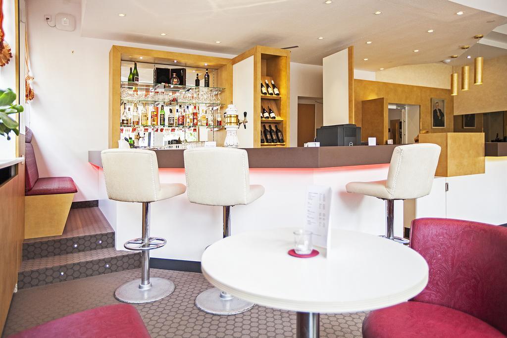 Am Bismarck Hotel Mannheim Luaran gambar