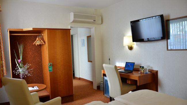 Am Bismarck Hotel Mannheim Bilik gambar